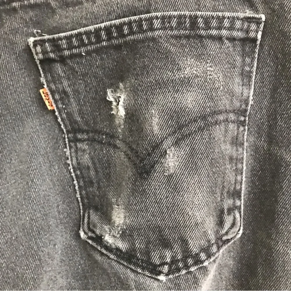 Vintage Levi’s‎ 550 relaxed fit tapered legged black denim orange tab jeans 38